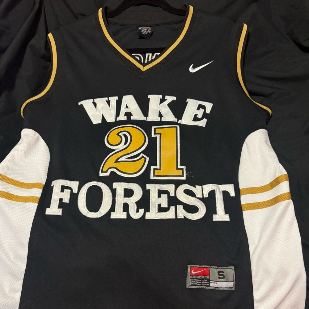 Tim Duncan Wake Forest Jersey Vintage Nike sponsored